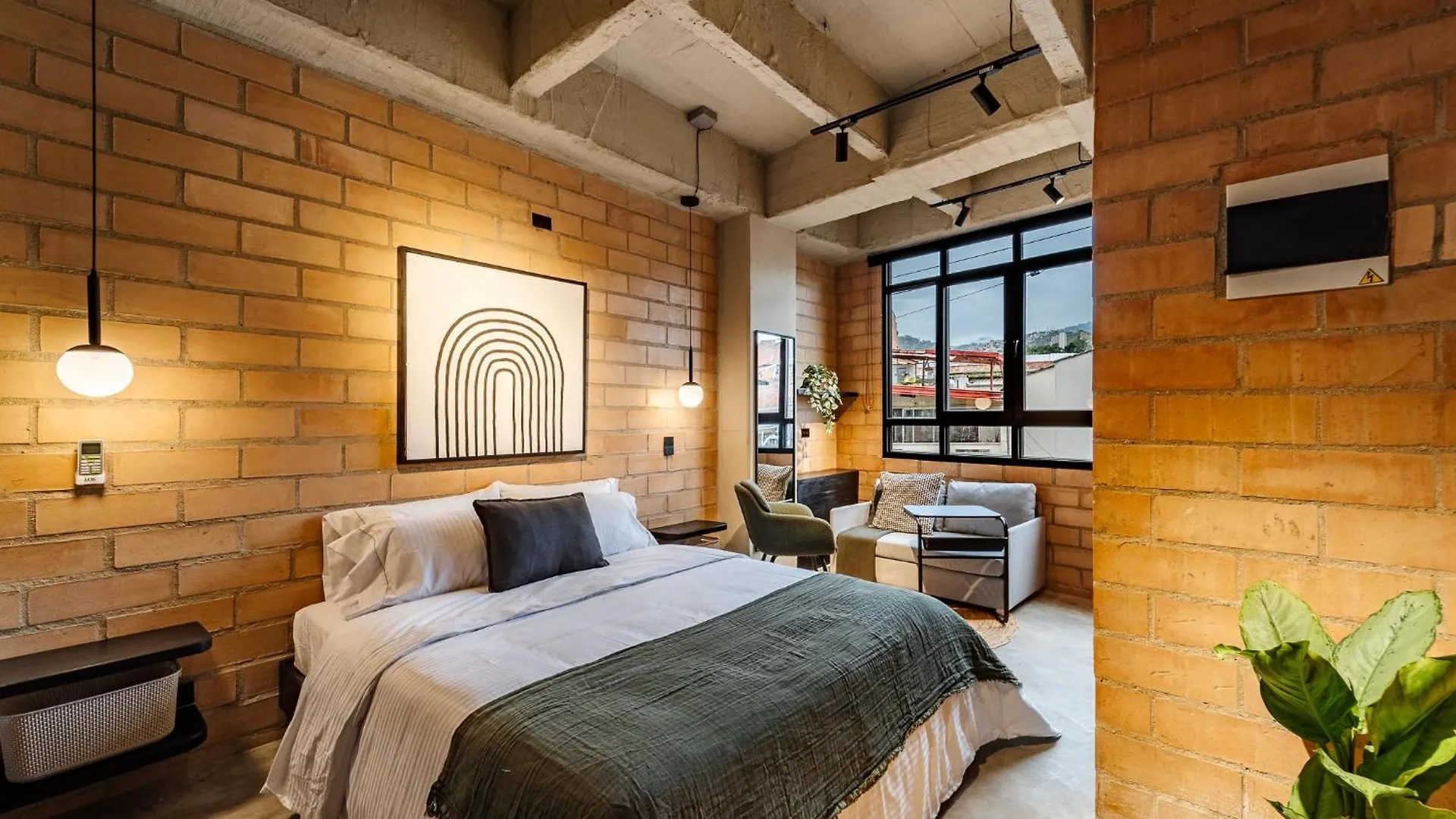 Otalu Suites Medellín 0*,